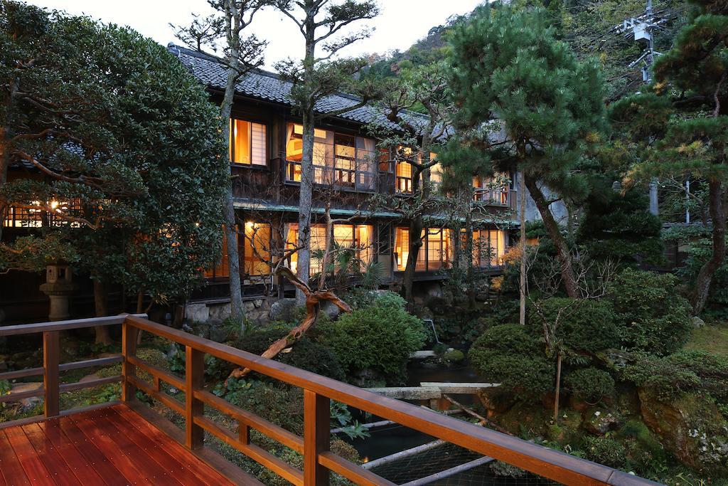 Mikiya Hotel Тойока Екстериор снимка